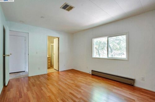 6901 Johnston Rd, Pleasanton CA  94588-9460 exterior