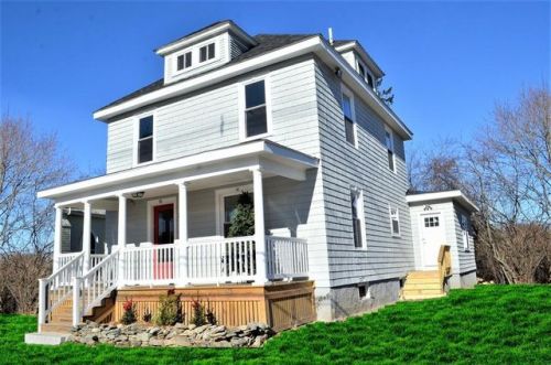 272 Main St, Dighton, MA 02715-1252