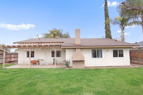 1410 Pueblo Ave, Redlands CA  92374-3853 exterior