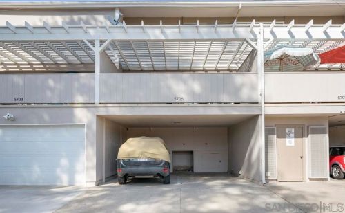 5705 Erlanger St, San Diego CA  92122-3801 exterior