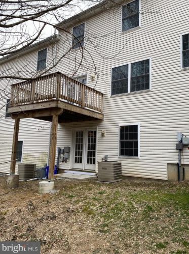 57 Queen Ave, West Enola PA  17025-2339 exterior