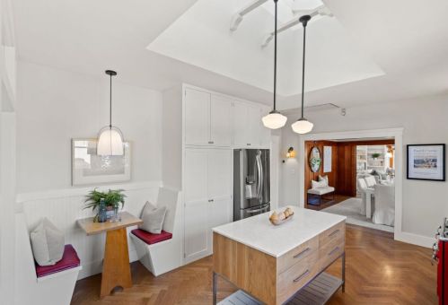 210 Eucalyptus Ave, South San Francisco CA  94080-2455 exterior