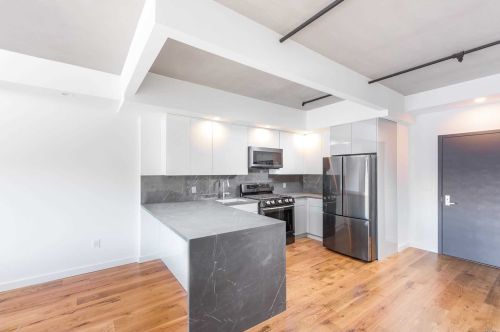 27-21 27th St, Long Island City, NY 11102-2917