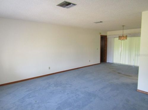 7754 Cr 248b, Lake Panasoffkee FL  33538-3020 exterior
