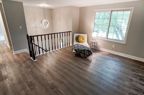 32 Waterside Way, Covington, KY 41017-9725