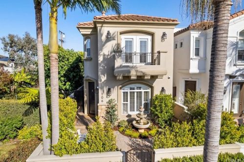 106 Granada Ave, Long Beach, CA 90803-3251