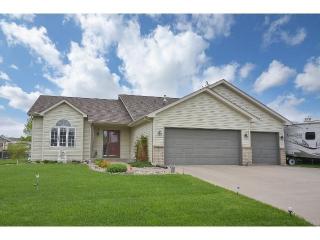 1030 Sparrow Rd, Minnetrista, MN 55387