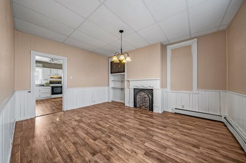 225 Lloyd Ave, Latrobe, PA 15650-1715
