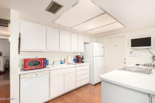 8513 Indianola Ave, Scottsdale AZ 85251-4924 exterior