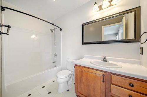 125 Trotwood Dr, Canonsburg PA  15317-9783 exterior