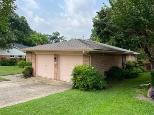 11615 Cimarec St, Dallas, TX 75218-1819