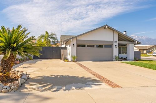 2061 Sycamore Ct, Ontario, CA 91764-1647