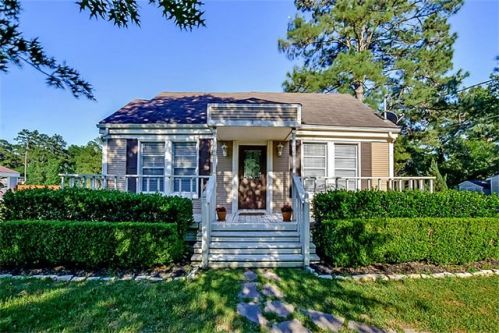 202 Dogwood Trl, Magnolia, TX 77354-1799