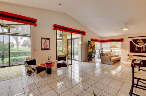 7785 Dundee Ln, Delray Beach, FL 33446-3121