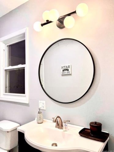 7 Little Ave, Middletown NY  10940-5109 exterior