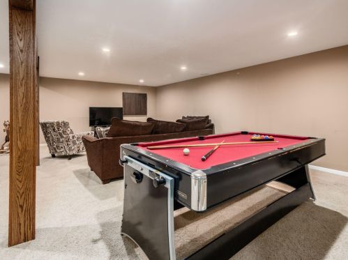 3230 Weeping Spruce Dr, Darbydale OH  43123-1490 exterior