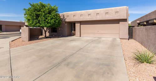 96 Shadow Creek Pl, Tucson, AZ 85748-3258