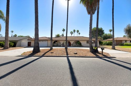 14170 Barton St, Riverside, CA 92508-2414