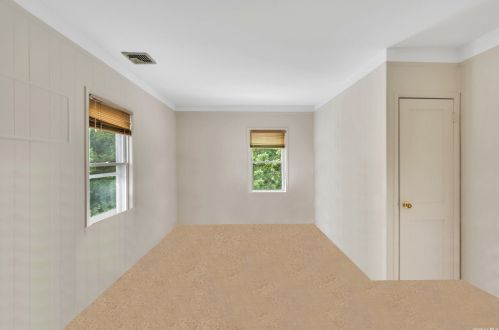 72 Meadow Dr, Woodsburgh NY  11598-2220 exterior