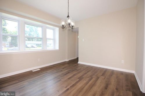 42 Temple Ln, Willingboro NJ  08046-3706 exterior