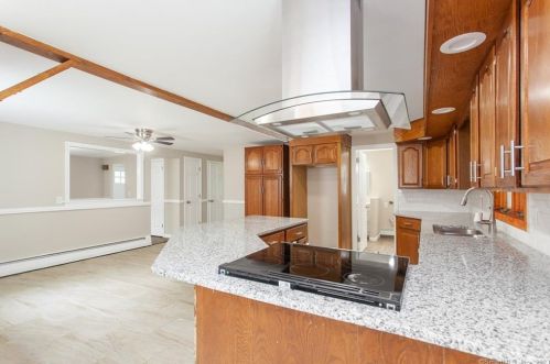 70 Buckley Ave, Bristol, CT 06010-6701
