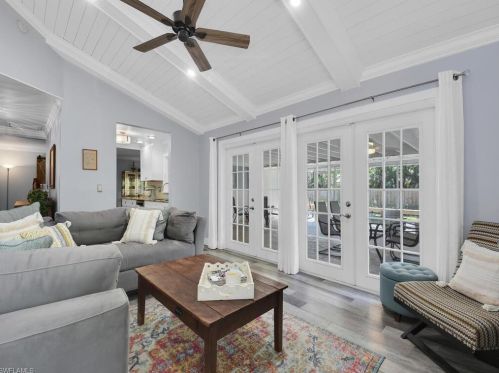 1320 Lake Shore Dr, Naples, FL 34103-8938