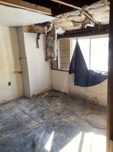 1051 Hanley St, Gary IN  46406-2013 exterior