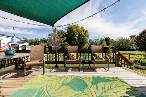 1239 Choctaw Dr, London OH  43140-8726 exterior