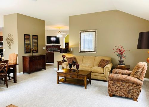 83 Hawick Dr, Valpo IN  46385-9331 exterior