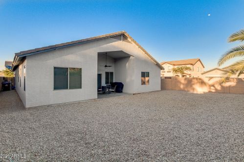 1637 Vineyard Plains Dr, Queen Creek AZ  exterior