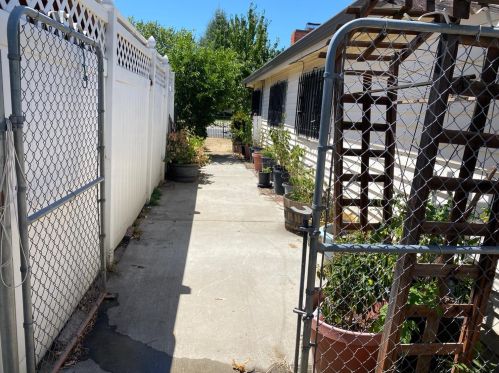 2341 Benita Dr, Rancho Cordova CA  95670-5243 exterior