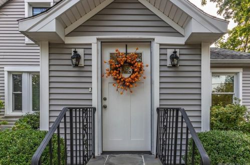 40 Elmer St, Stamford, CT 06907-1502