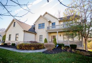 6074 Highland Hills Dr, Westerville, OH 43082-9350