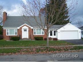 131 Farmington Rd, Utica, NY 13501-6320