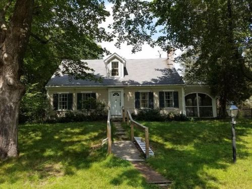 80 Rhodes Rd, Princeton, MA 01541-1404