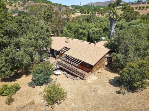 12404 Calle De Halcones, Valley Center, CA 92082-3203