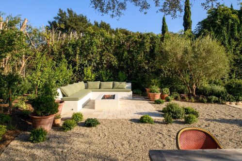808 San Ysidro Ln, Santa Barbara CA  93108-1325 exterior