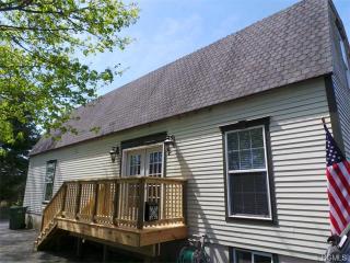 51 Golden Hill Ave, Goshen NY  10924-1718 exterior