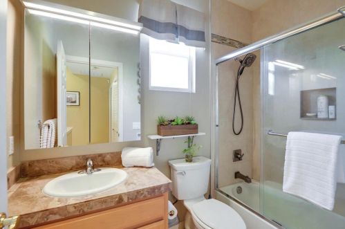 5625 Le Fevre Dr, San Jose CA  95118-3927 exterior
