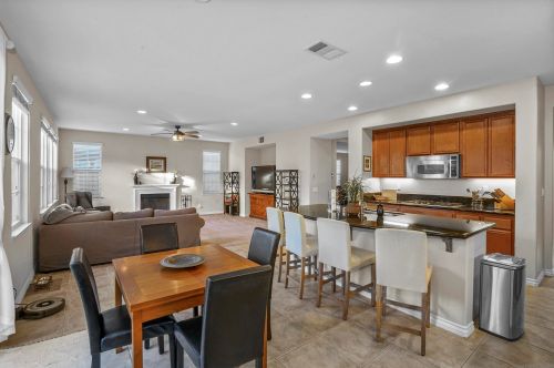 27270 Dayton Ln, Temecula CA  92591-4455 exterior