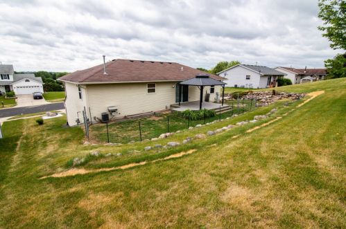 604 Brookstone Way, Watertown WI  53094-5902 exterior