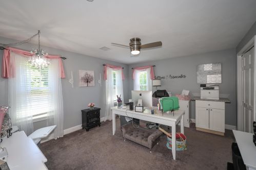 189 Shannon Rd, Salem, NH 03079-1849