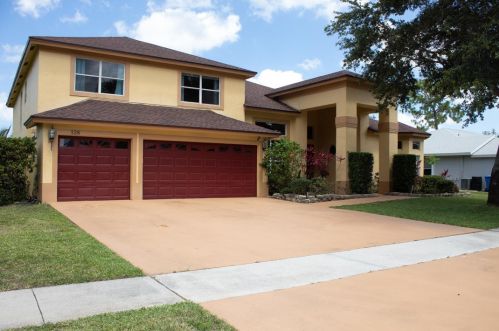 128 Monterey Way, West Palm Beach, FL 33411-7801