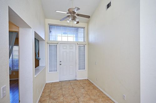 13241 Davidson Cir, Victorville, CA 92392-7255