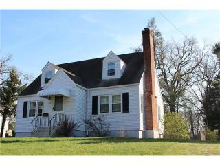 750 Center St, Manchester, CT 06040-2755