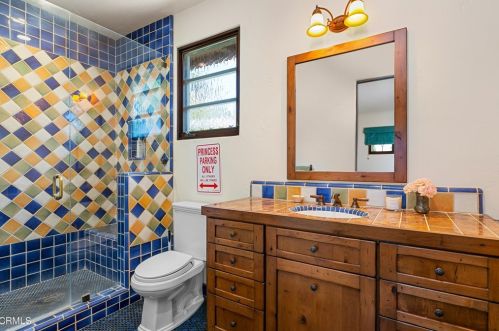 5320 Ivafern Ln, La Canada CA  91011-2811 exterior