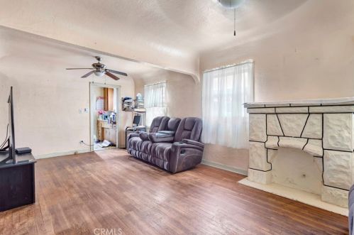 4627 Pine St, Pico Rivera CA  90660-2261 exterior