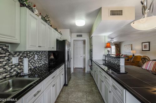 11619 Rio Vista Dr, Sun City, AZ 85351-3664