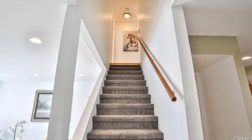 16711 Algonquin St, Huntington Beach CA 92649-3803 exterior