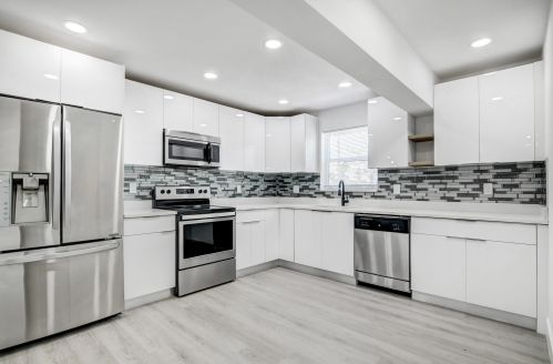 2180 Seacrest Blvd, Boynton Beach FL  33435-6785 exterior